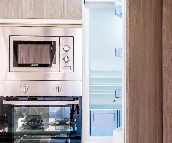 New 2020 Residencial Aqua -apartment Center Appartement